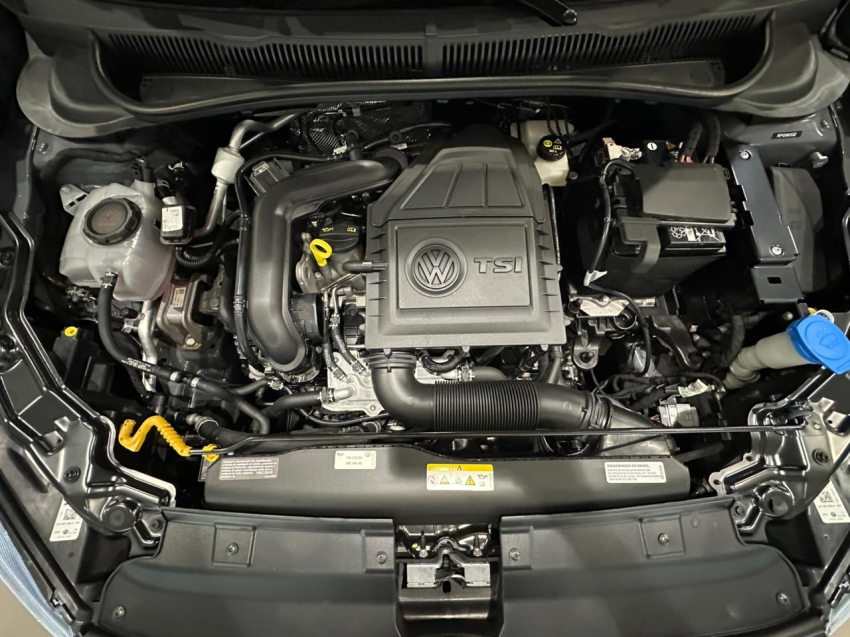 volkswagen nivus 1.0 200 tsi total flex highline automatico 4p 202413