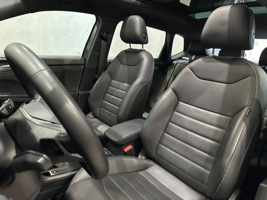 volkswagen taos 1.4 250 tsi total flex highline automatico 1.3 4p 202410