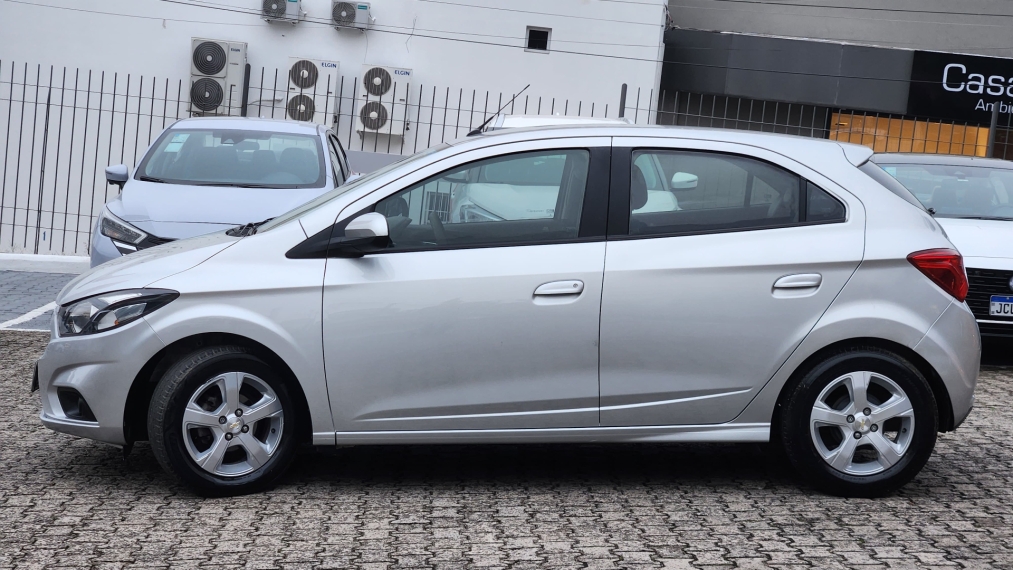 onix 1.4 lt