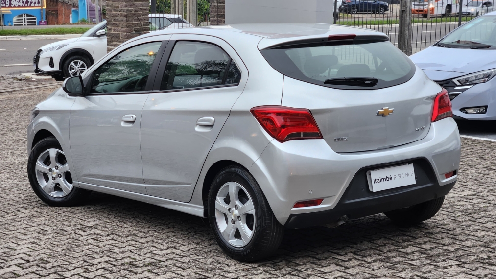 onix 1.4 lt