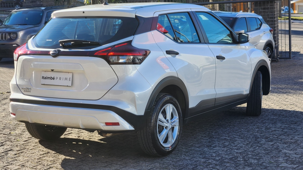 nissan kicks 1.6 active