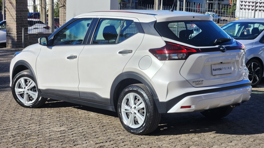 nissan kicks 1.6 active