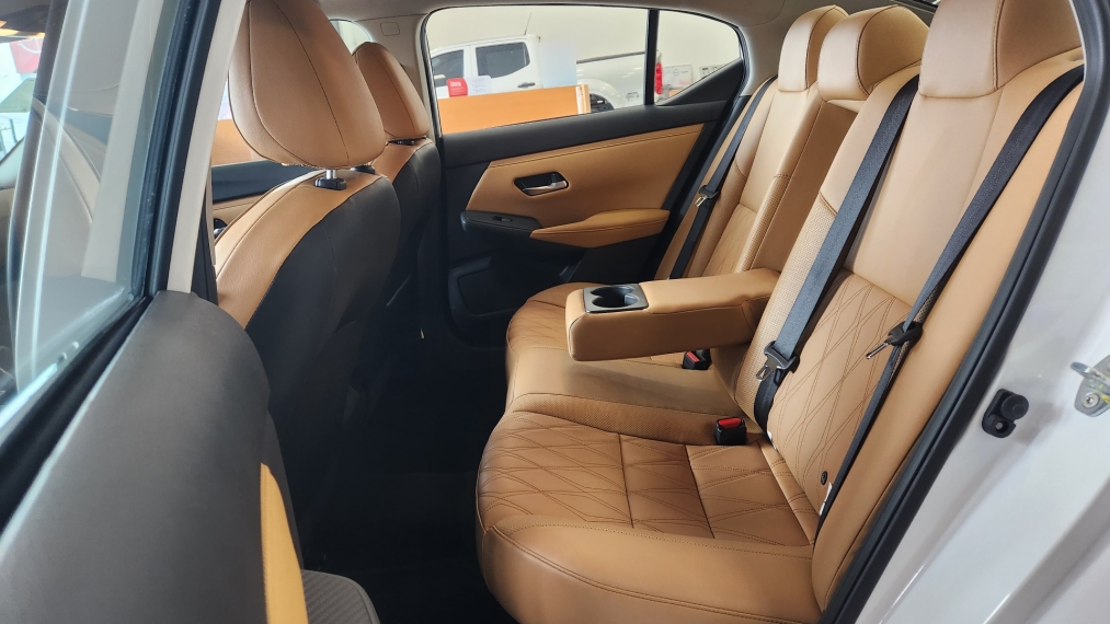 sentra exclusive