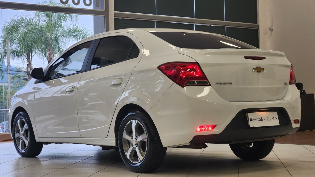 prisma 1.4 ltz automatico