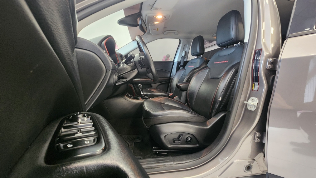 compass 2.0 trailhawk
