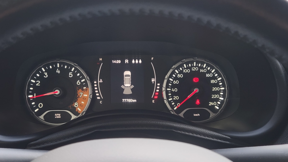 renegade 1.8 longitude flex