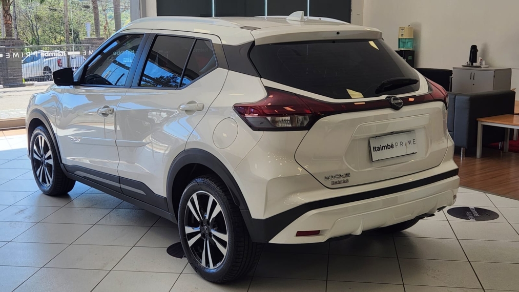 nissan kicks 1.6 exclusive