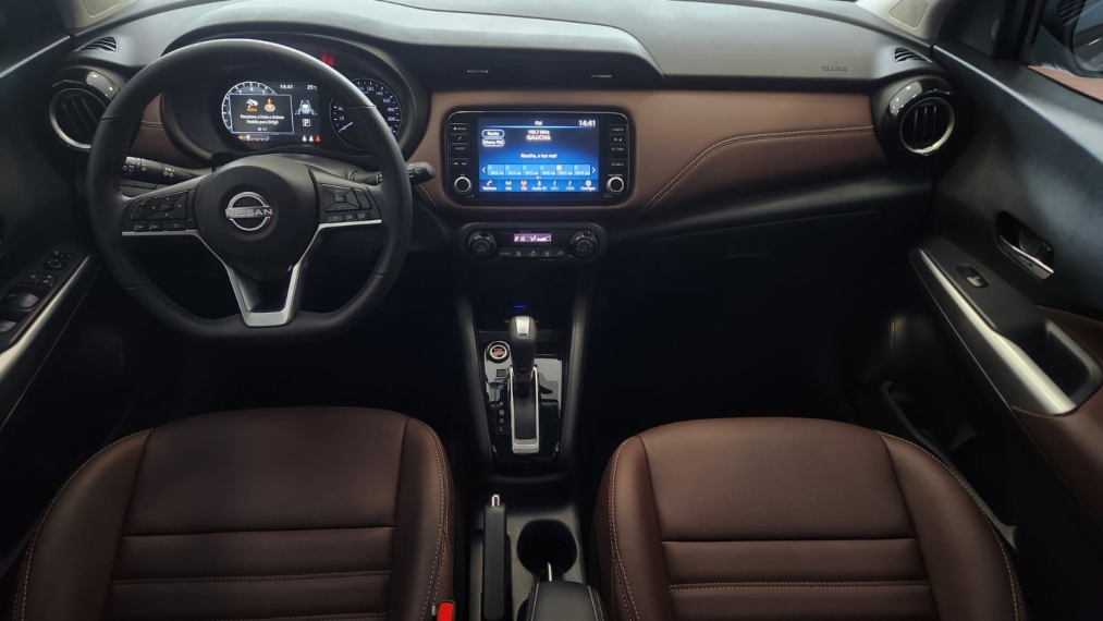 kicks 1.6 exclusive4