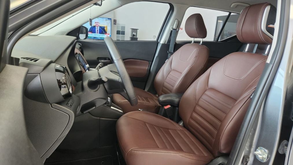 kicks 1.6 exclusive5