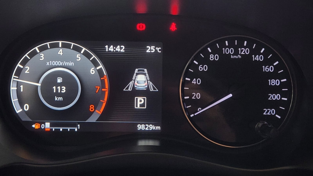 kicks 1.6 exclusive7