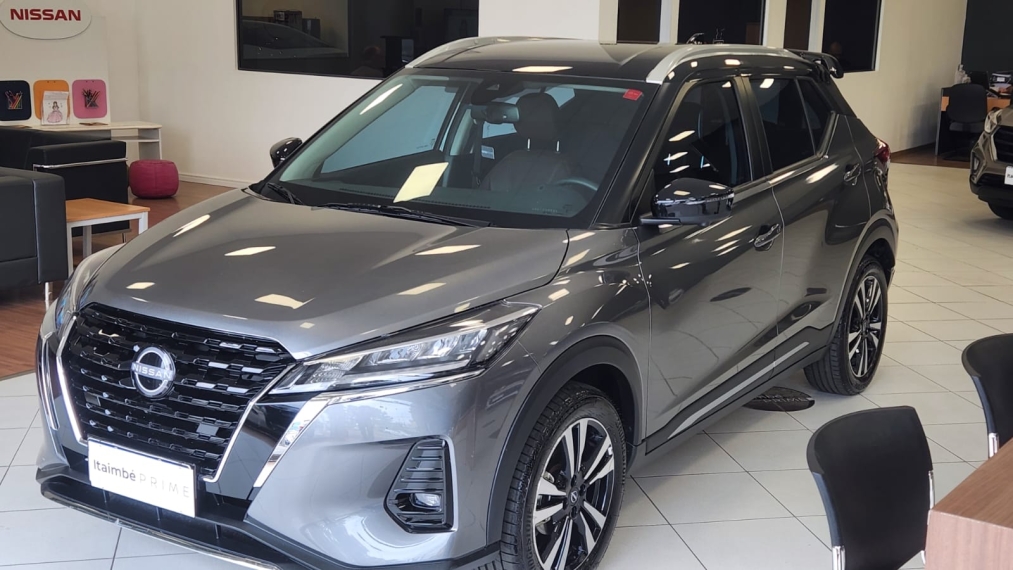 kicks 1.6 exclusive1