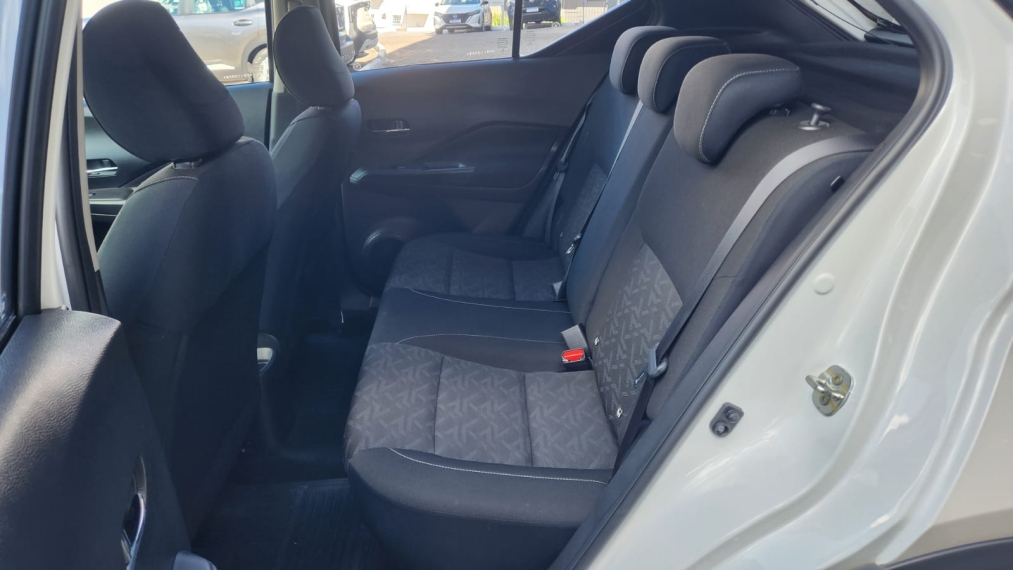 nissan kicks 1.6 sense6