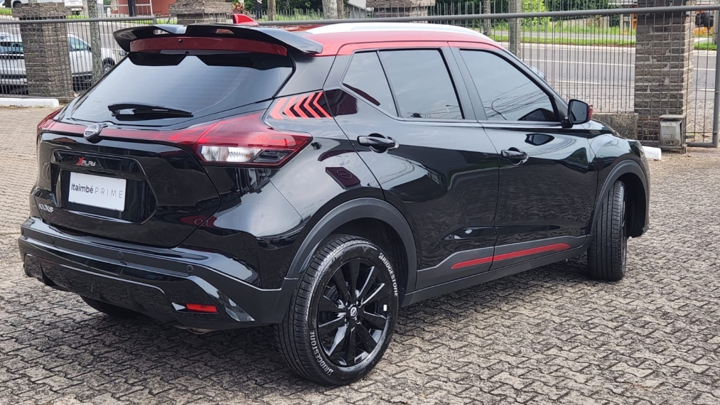 nissan kicks 1.6 x-play limited edition3