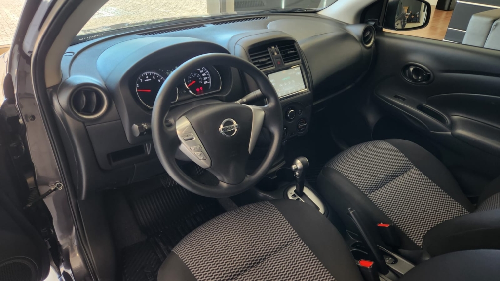 versa 1.6 special edition5