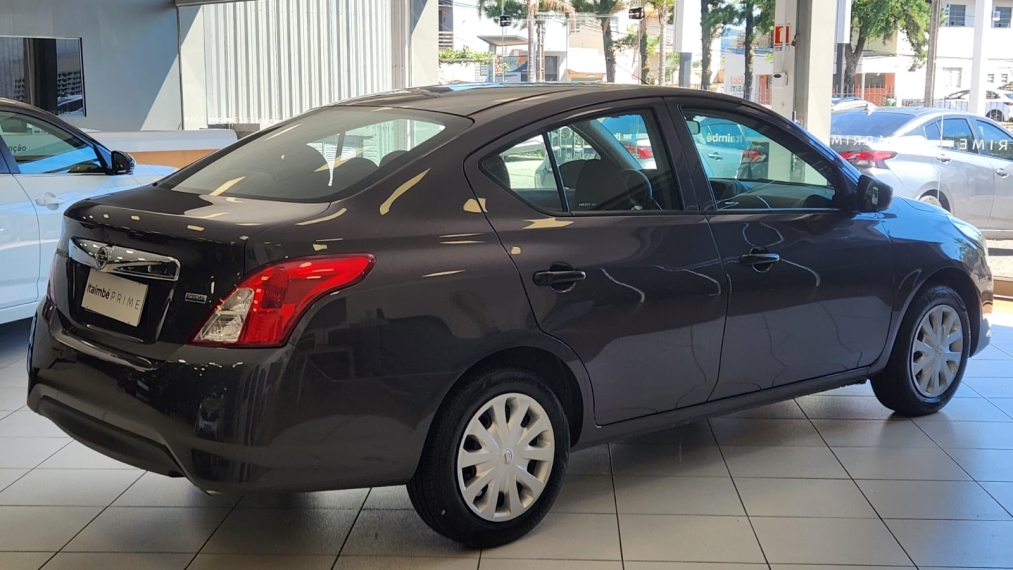 versa 1.6 special edition3