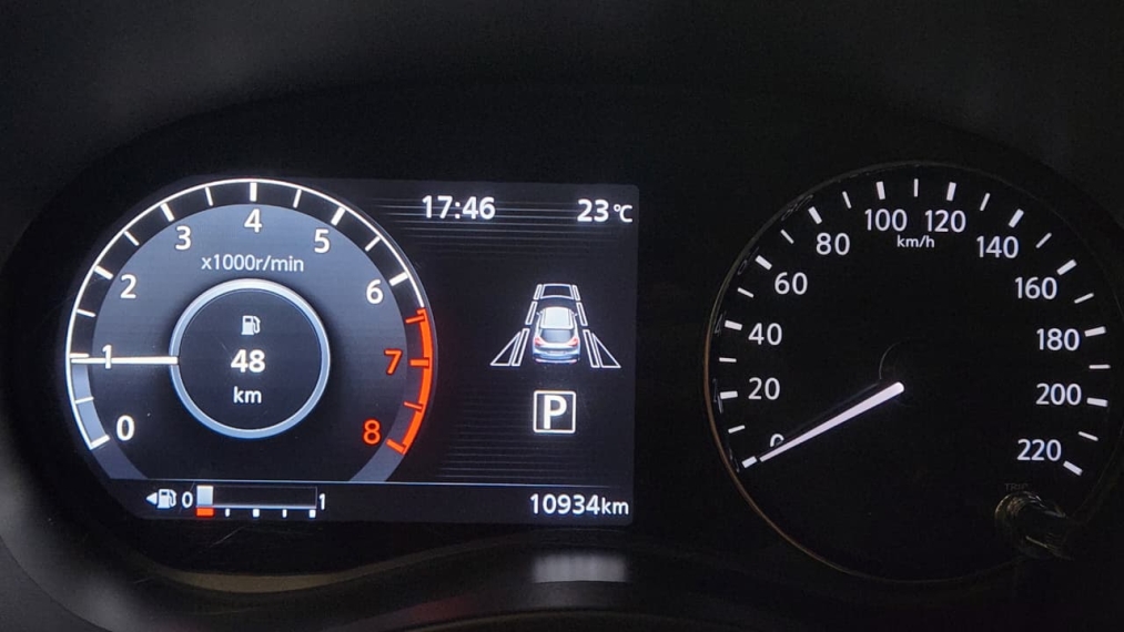 kicks 1.6 exclusive4