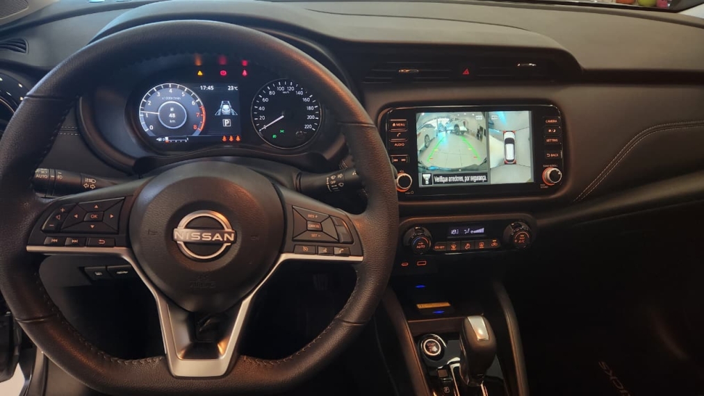 kicks 1.6 exclusive5