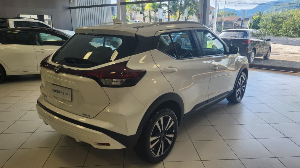 nissan kicks play 1.6 16v flexstart advance plus xtronic flex 5p automatico 20251