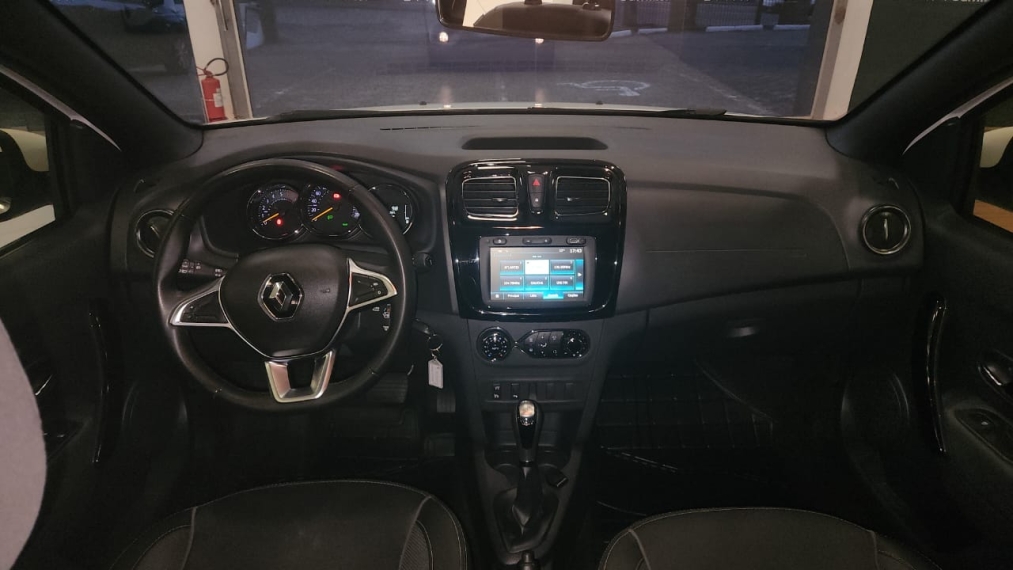 renault sandero 1.6 16v sce flex intense x-tronic 5p automatico 20204