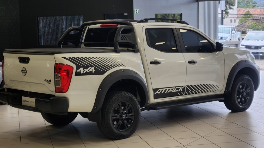 nissan frontier 2.3 16v turbo diesel attack cd 4x4 automatico 4p 20253