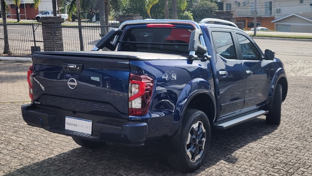 nissan frontier 2.3 platinum3