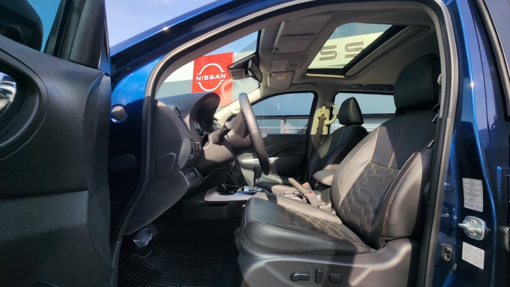 nissan frontier 2.3 platinum4