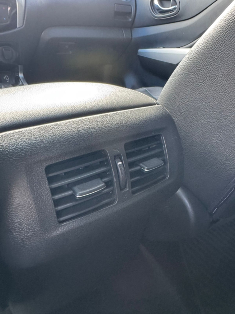 nissan frontier 2.3 le9