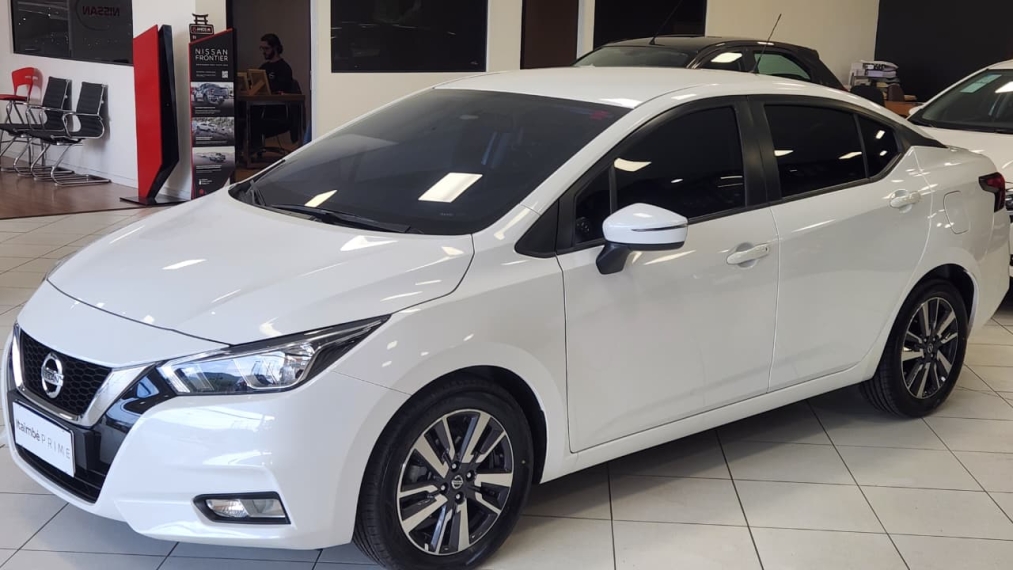 nissan versa 1.6 advance1