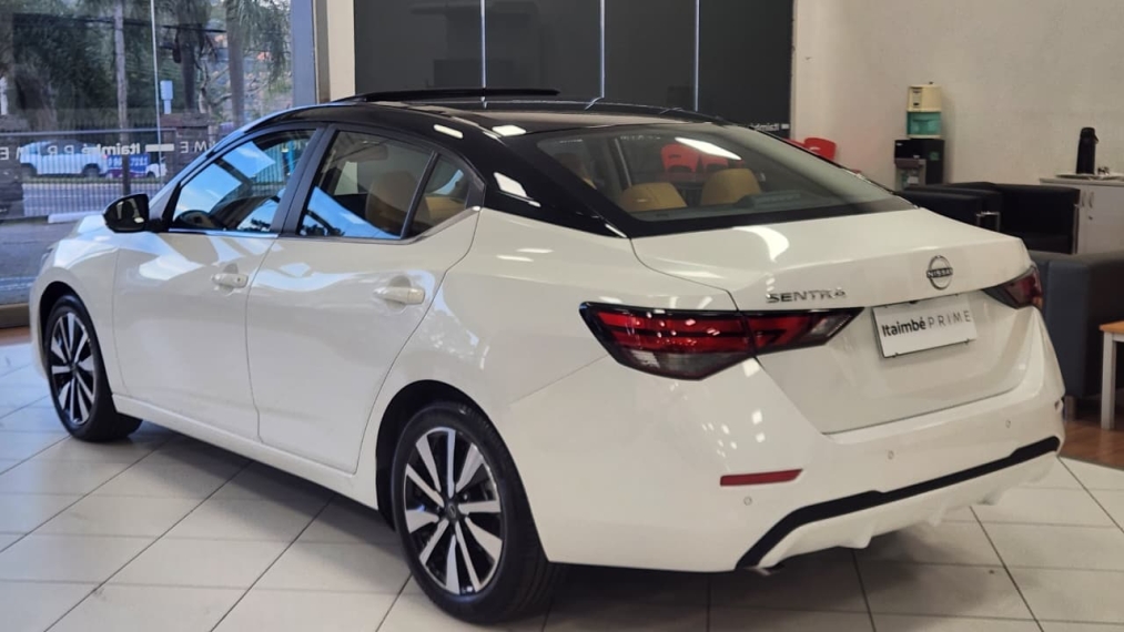 nissan sentra 2.0 exclusive premium2