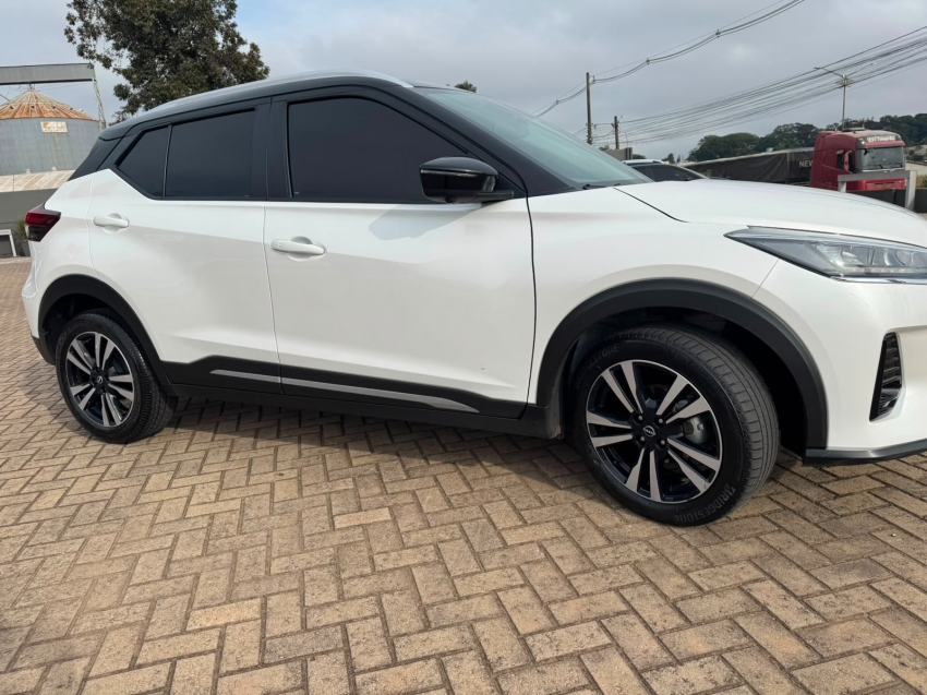 nissan kicks 1.6 exclusive