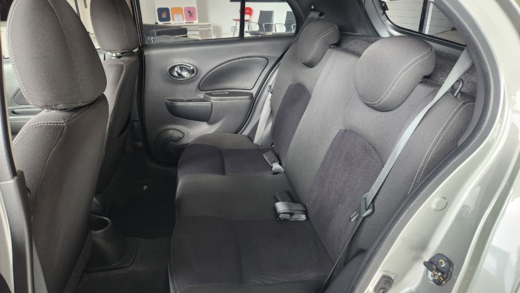 nissan march 1.6 sl6