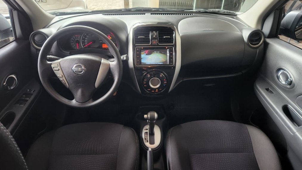 nissan march 1.6 sl4