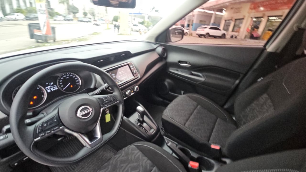 nissan kicks 1.6 sense7
