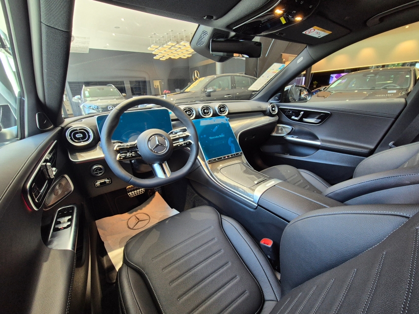 mercedes-benz c 300 2.0 eq boost hibrido amg line 9g-tronic 4p automatico 2025