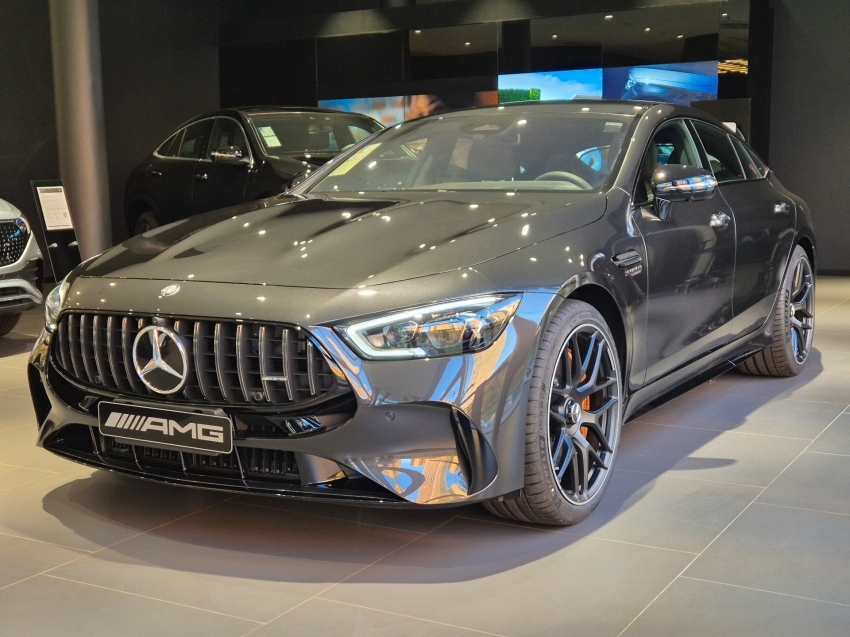 mercedes-benz amg gt 63 4.0 v8 turbo phev s e performance coupe 4p 4matic+ speedshift hibrido automatico 2025 mercedes-benz amg gt 63 4.0 v8 turbo phev s e performance coupe 4p 4matic+ speedshift hibrido automatico 2025