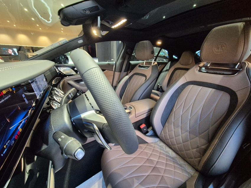 mercedes-benz amg gt 63 4.0 v8 turbo phev s e performance coupe 4p 4matic+ speedshift hibrido automatico 2025