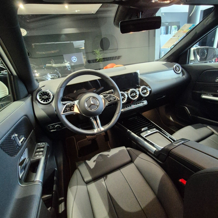 mercedes-benz gla 200 1.3 mhev progressive 7g-dct hibrido 4p automatico 2026
