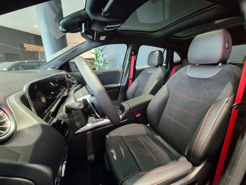 mercedes-benz gla 35 amg 2.0 mhev 4matic speedshift hibrido 4p automatico 20264