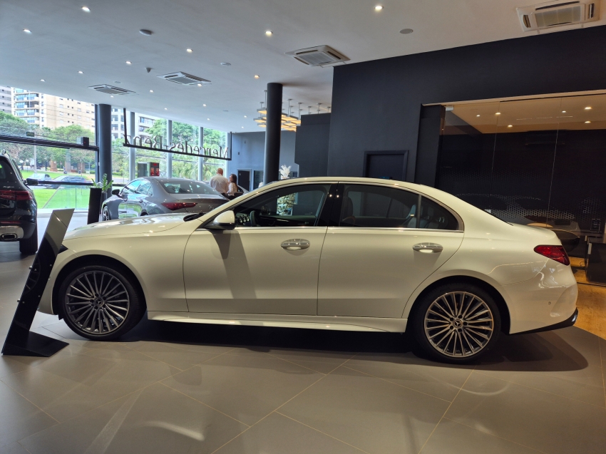 mercedes-benz c 200 1.5 eq boost hibrido amg line 9g-tronic 4p automatico 20262