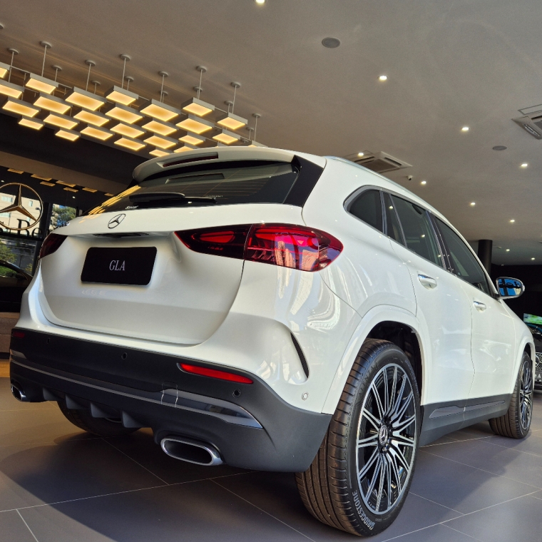 mercedes-benz gla 200 1.3 mhev amg line 7g-dct hibrido 4p automatico 20263