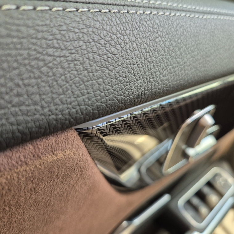 mercedes-benz gla 200 1.3 mhev amg line 7g-dct hibrido 4p automatico 20268