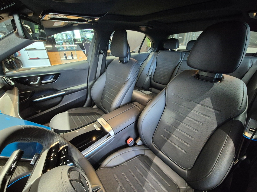 mercedes-benz c 200 1.5 eq boost hibrido amg line 9g-tronic 4p automatico 20265