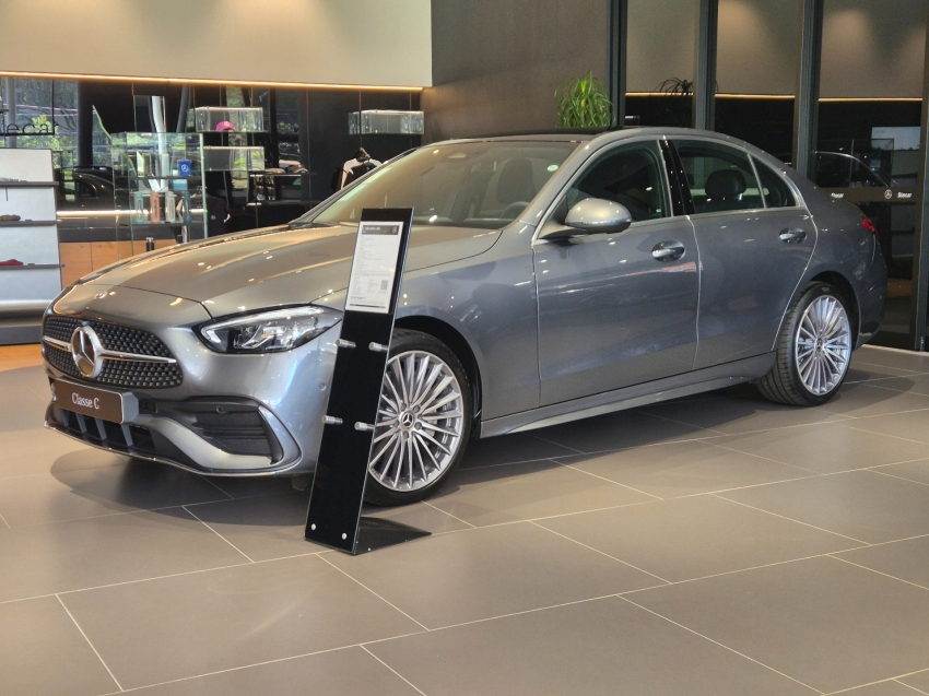 mercedes-benz c 200 1.5 eq boost hibrido amg line 9g-tronic 4p automatico 2026