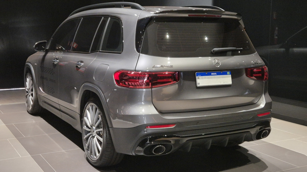 mercedes-benz glb 35 amg 2.0 mhev 4matic speedshift hibrido 4p automatico 20252