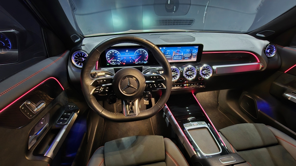 mercedes-benz glb 35 amg 2.0 mhev 4matic speedshift hibrido 4p automatico 20255