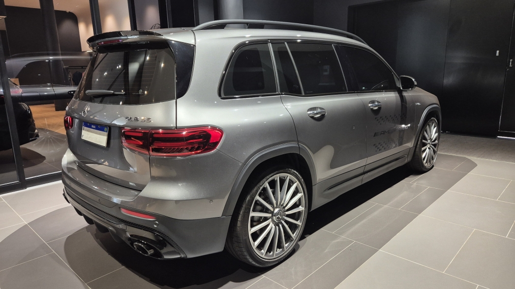 mercedes-benz glb 35 amg 2.0 mhev 4matic speedshift hibrido 4p automatico 20253