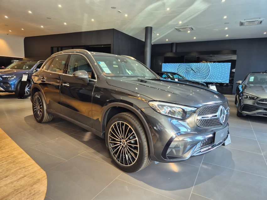 mercedes-benz glc 300 2.0 mhev amg line 4matic 9g-tronic hibrido 4p automatico 2026