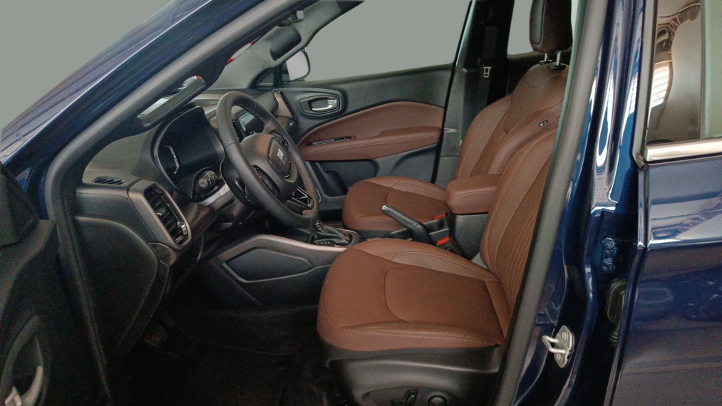 fiat toro 2.0 16v turbo diesel ranch 4wd at9 1.8 4p automatico 2025