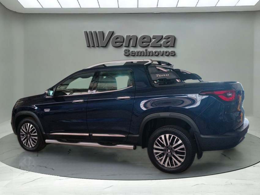 fiat toro 2.0 16v turbo diesel ranch 4wd at9 1.8 4p automatico 2025