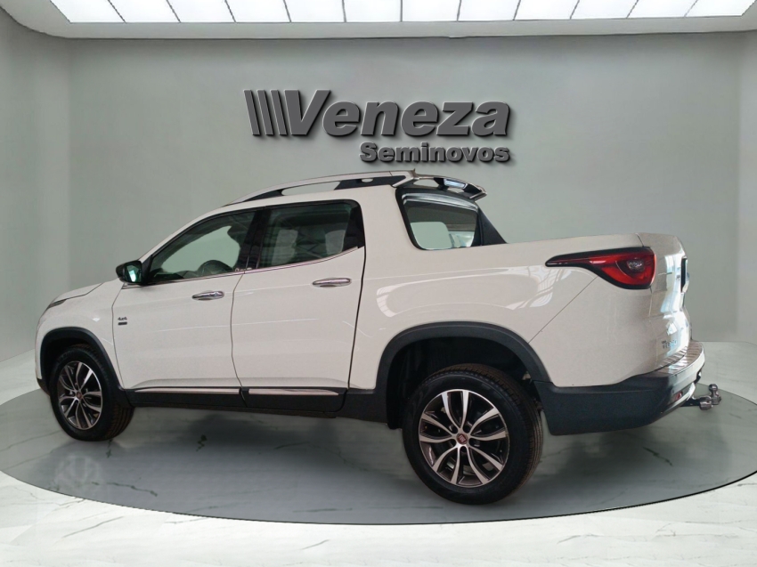 fiat toro 2.0 16v turbo diesel volcano 4wd at9 4p automatico 2020